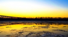 第一黄河日出图片