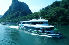 桂林山水旅游船图片
