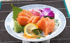 日系日韩料理三文鱼刺身图片
