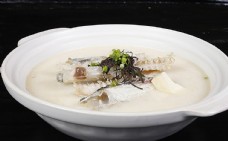 特色沪菜鱼脊骨炖豆腐图片