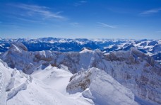 冬天雪景雪山图片