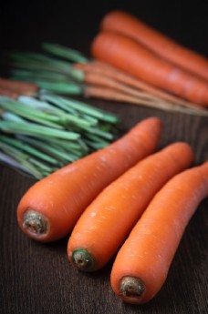 绿色蔬菜红萝卜图片