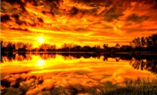 景观水景火烧云风景油画图片