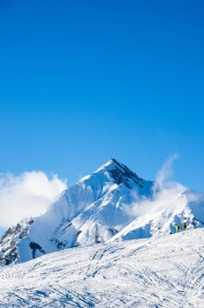 雪山蓝天图片