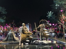 西安大雁塔南广场雕塑图片